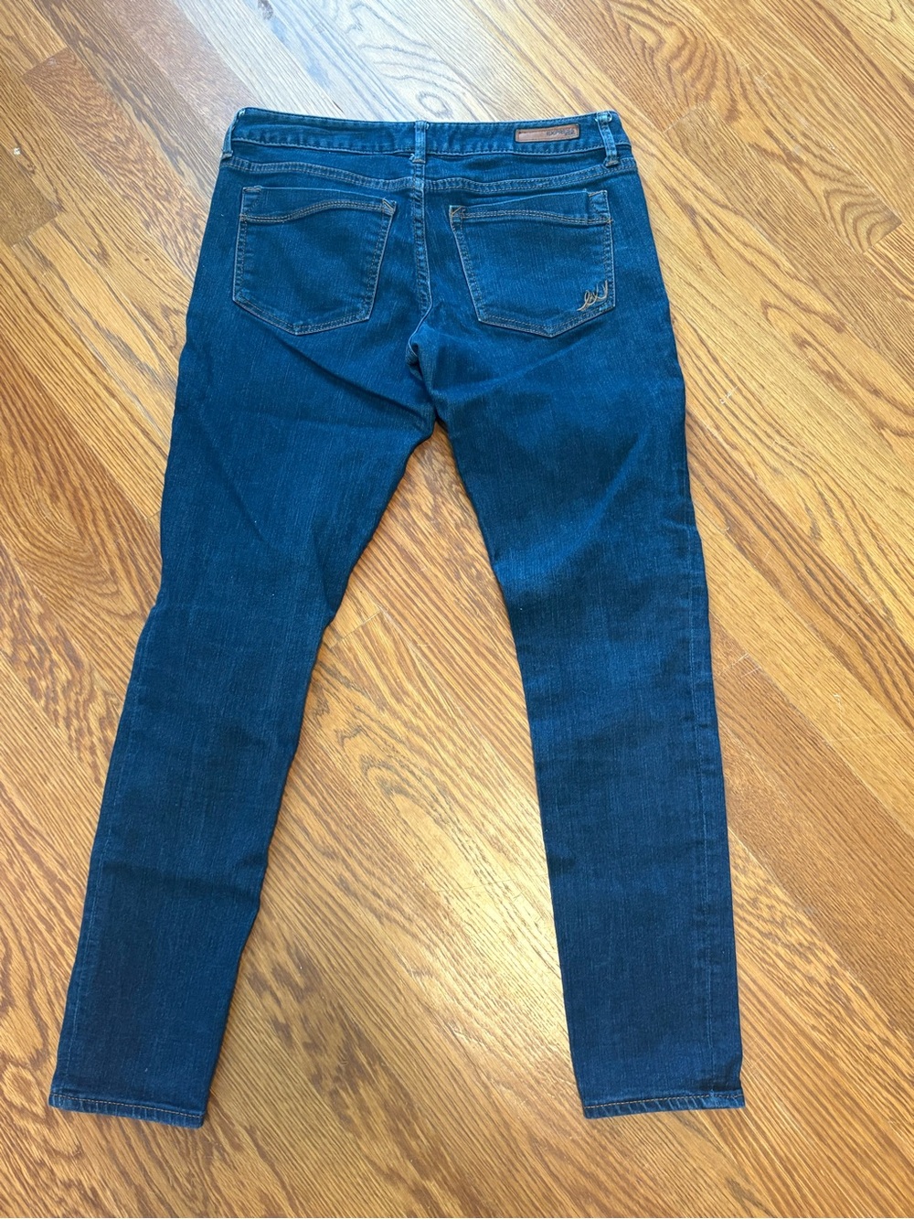 Express Jeans Bundle Sz 6 Barely Boot & Stella Legging Low Rise Dark Wash - Picture 7 of 7